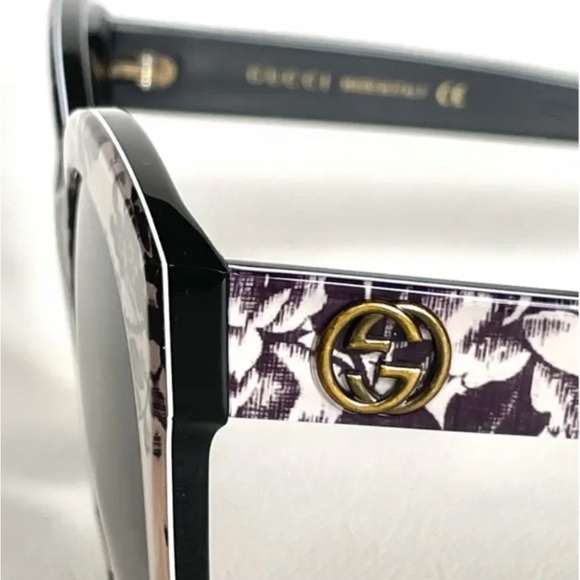 GUCCI Sunglasses Authentic No Scratches No Case EUC - Picture 3 of 7